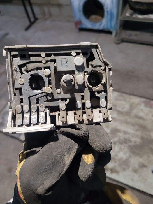 Продам запчасти на ауди 80 продам продам