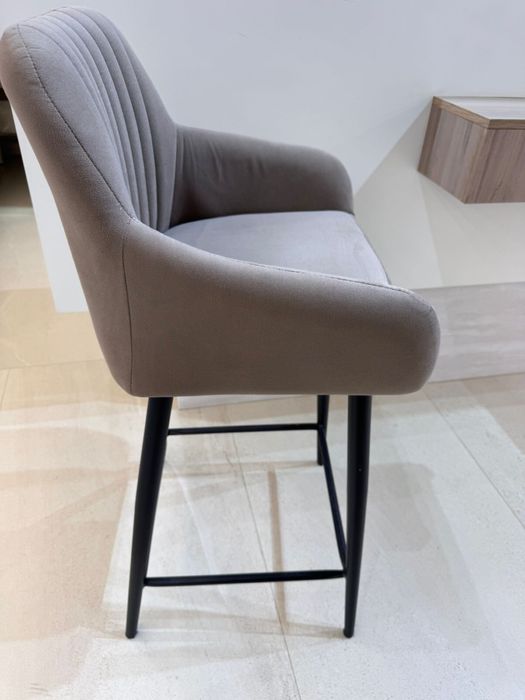 Стулья барные 2