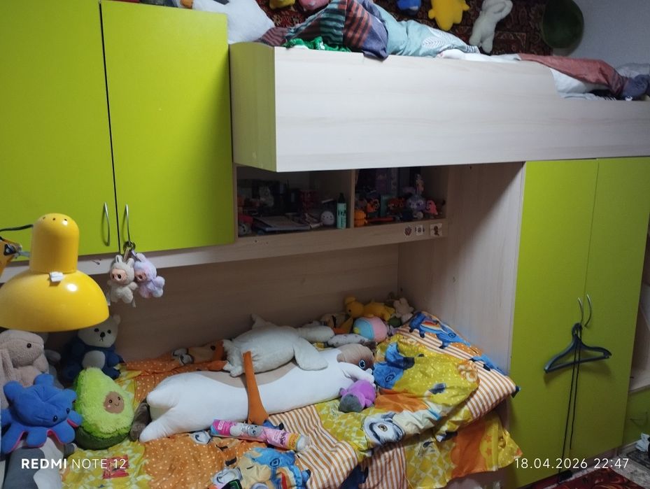 Продаю кровать двухъярусную