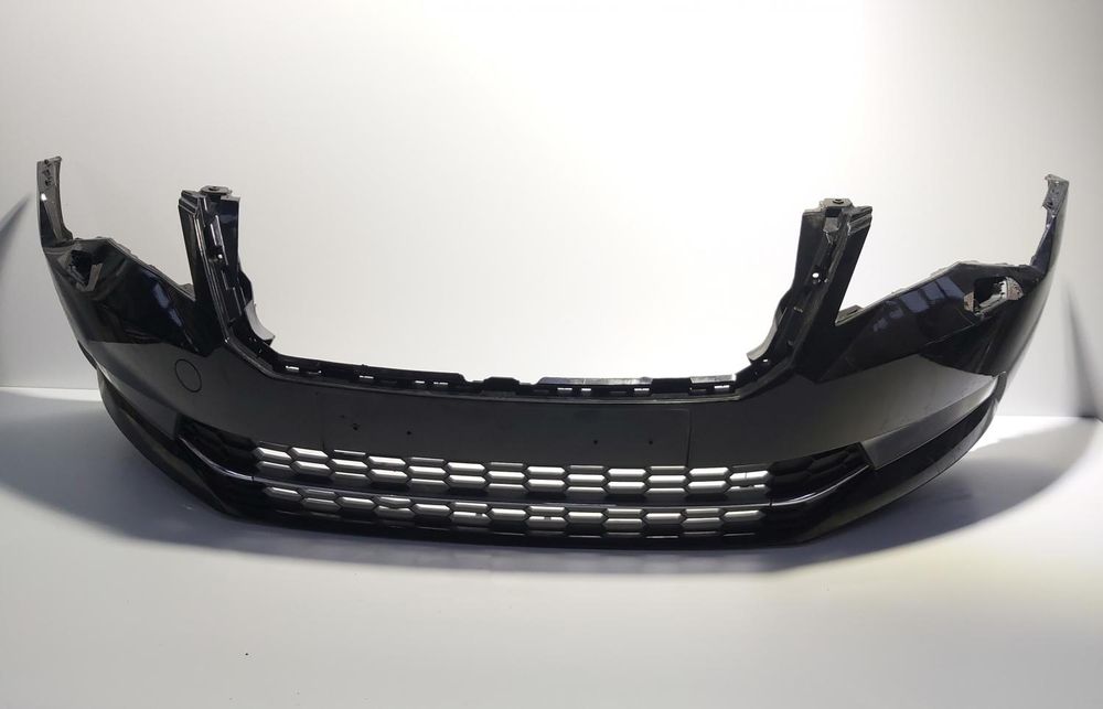 Bara fata cu proiectoare si loc spalator far, cod 3V0807221, Skoda Superb III Combi (3V5)