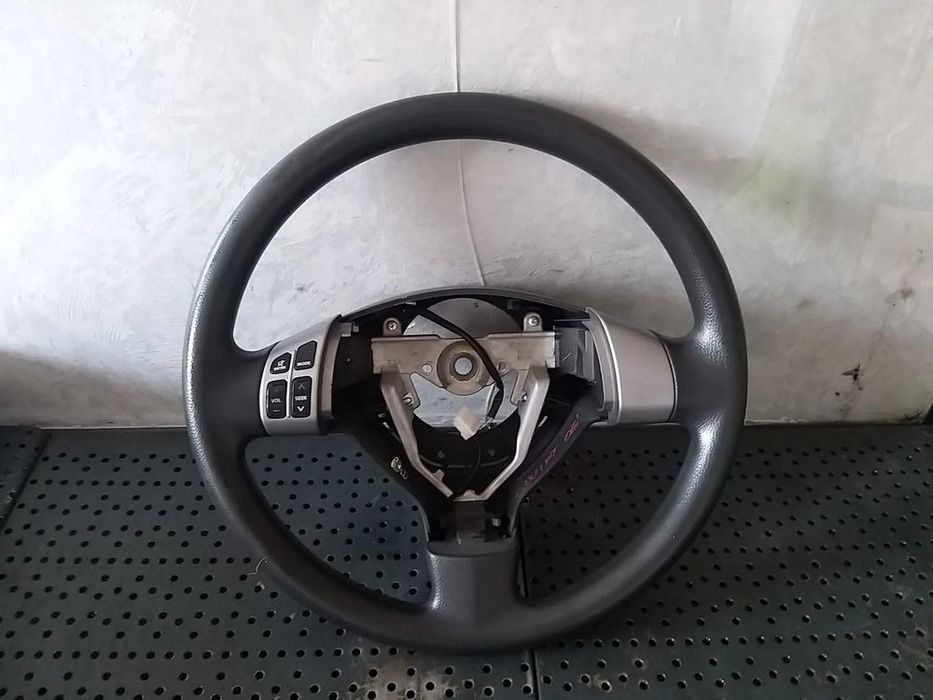 Volan in 3 spite cu comenzi suzuki swift mz ez gs12001880
