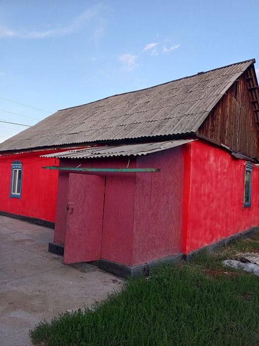 Продам дом. Из 4 комнат.