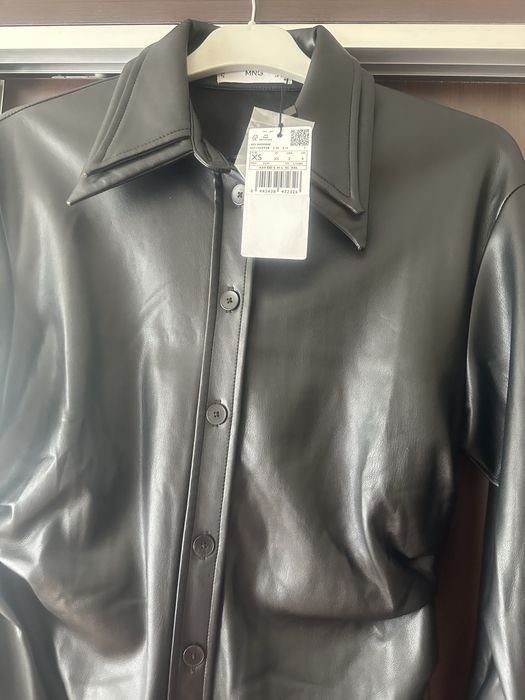 Уникална кожена рокля Манго