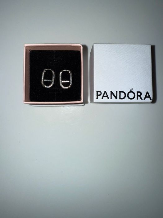 Чисто нови сребърни обеци Pandora