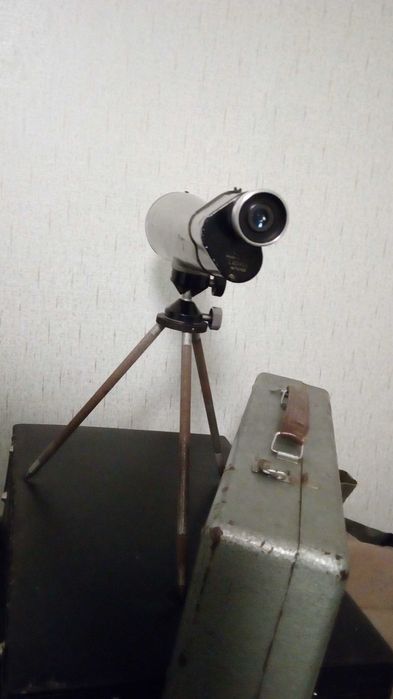 Продавам далегоглед телескоп