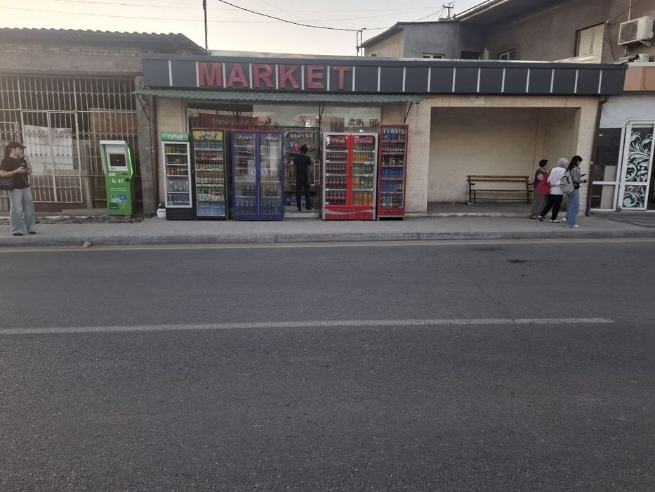Tayyor oziq ovqat biznesi sotiladi