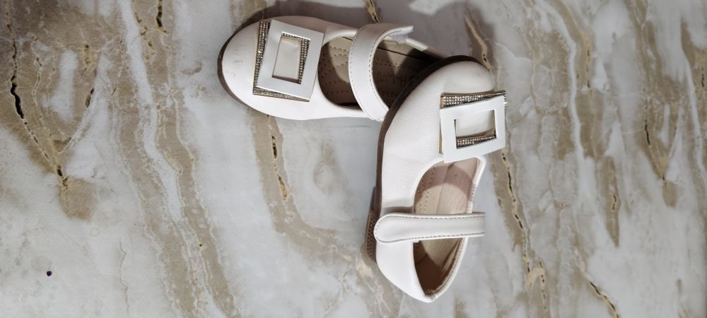 Детская обувь для девочки