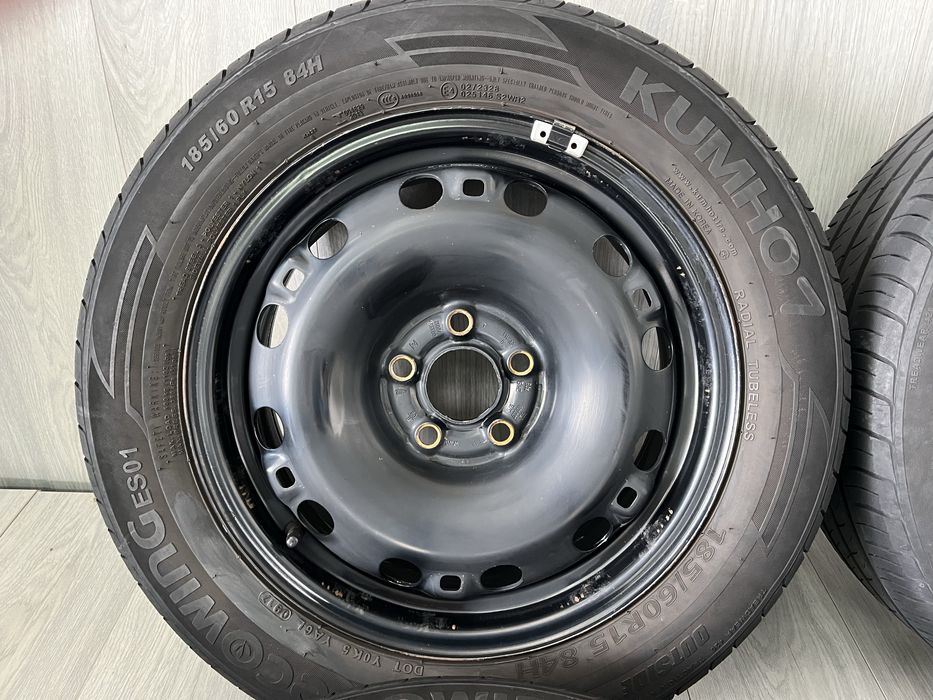 Оригинални джанти 15 цола 5х100 за Шкода Фабия с летни гуми 185/60/15