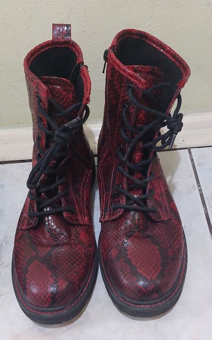 Боти крокодилска кожа,40½,Обувки No 40 и 41