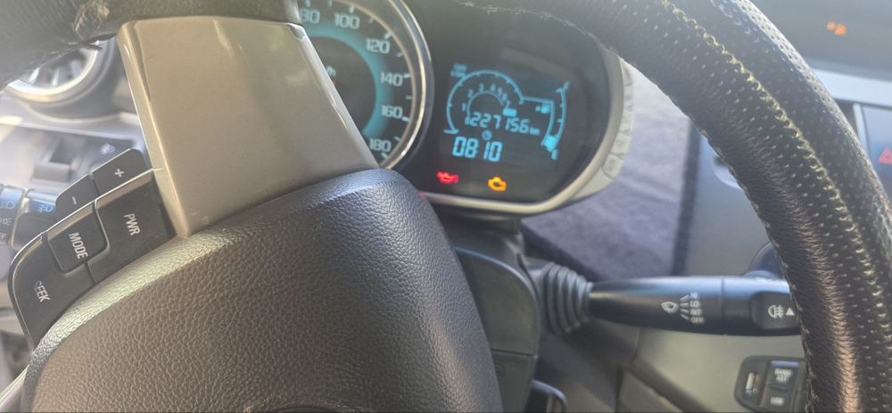 Chevrolet spark sotiladi