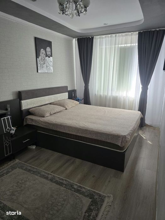 3 camere Profi Rozelor