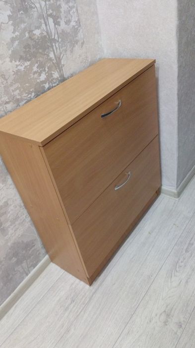 Продам обувницу в отличном состоянии