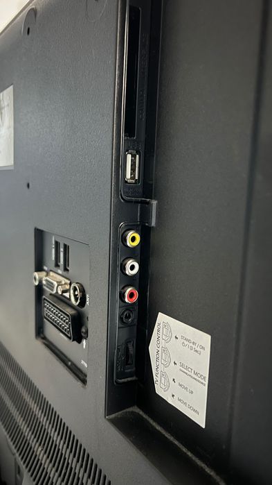 Телевизор 32" LED