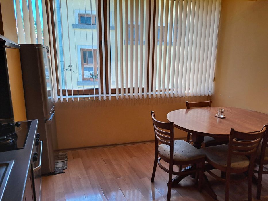 Продава се Етаж от къща в Плевен, Идеален център - 115 кв.м за 1305 €/кв.м - Снимка #3