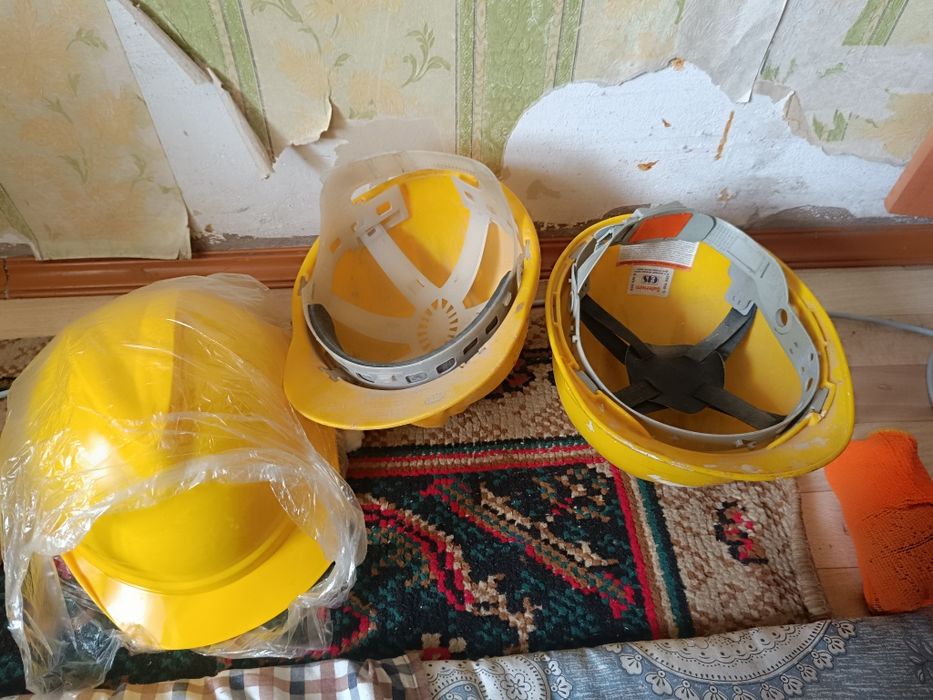 Строительный каска