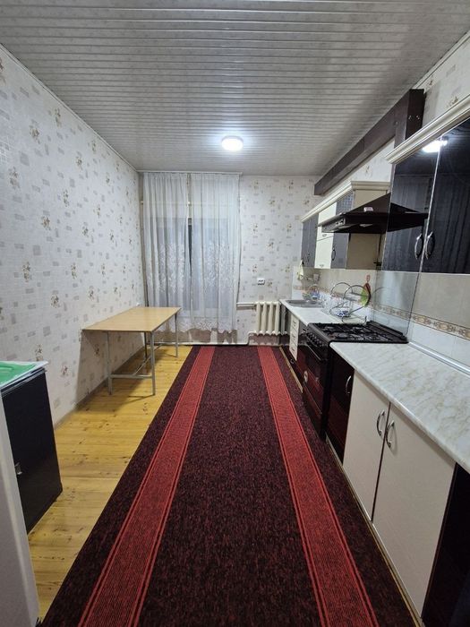 Guliston sh. nufuzli Boy mahallada 20 sotixli hovli