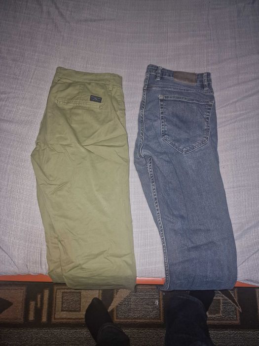 Vand lot de pantaloni barbatesti