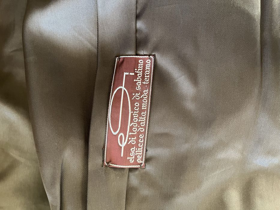 Haina de blana naturala impecabila, design modern