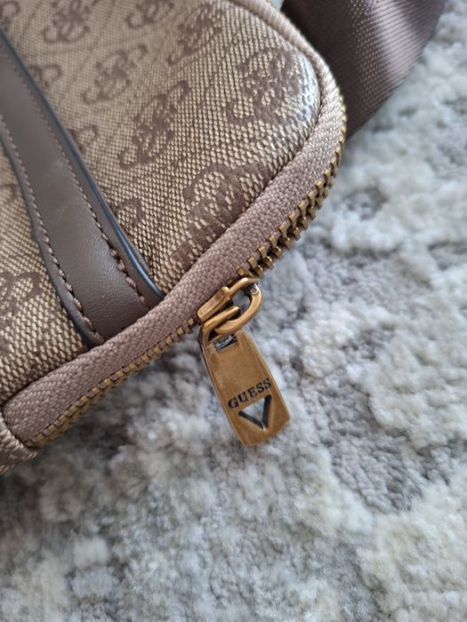 Geanta guess noua
