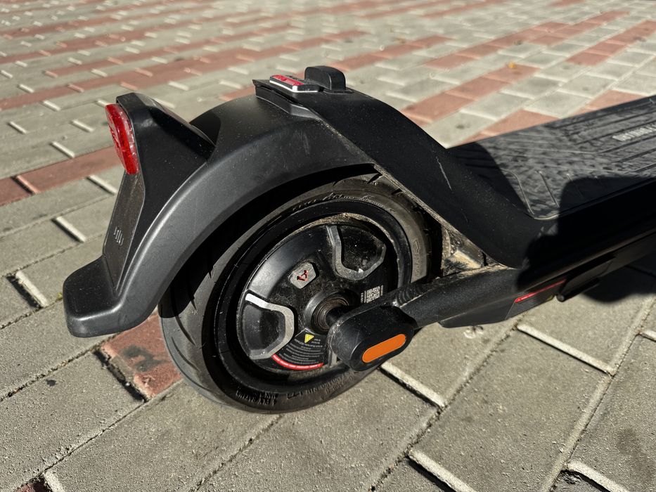 Trotineta Niu Kick Scooter KQBPro