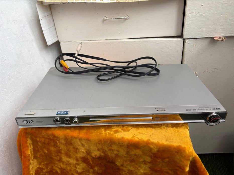 DVD проигрыватель LG