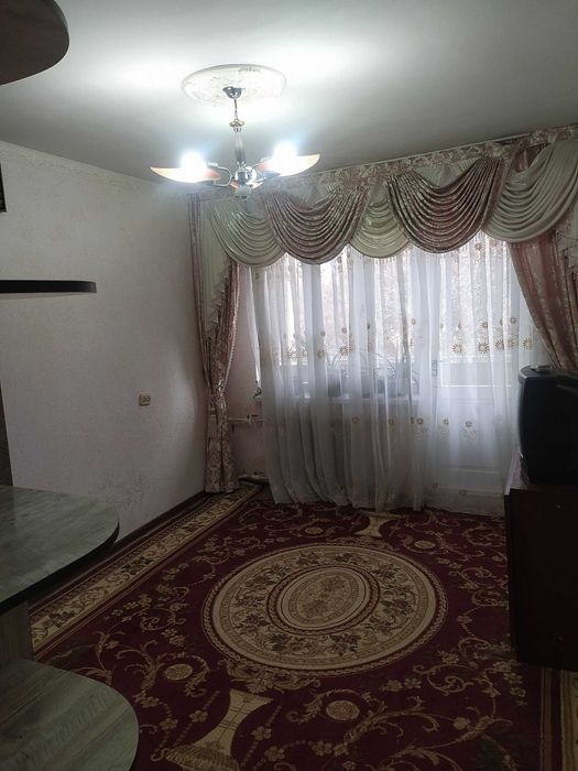 2 хоналик квартира 4 кават ижарага берилади, конечка