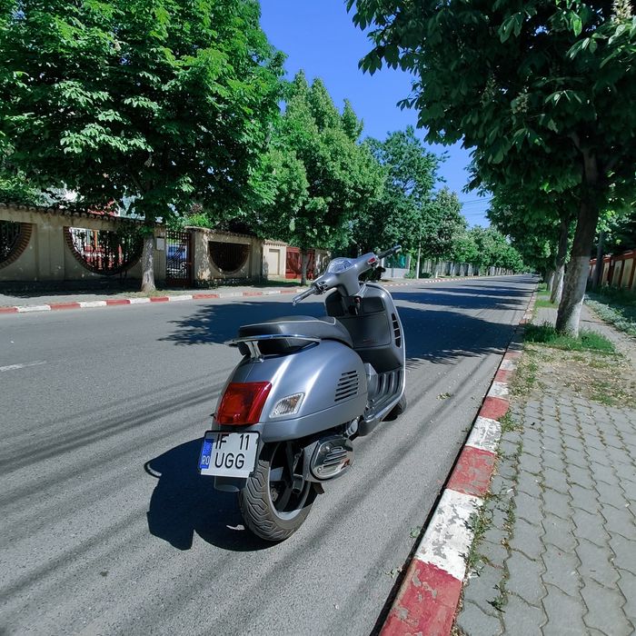 Vand Piaggio Vespa Gts 300