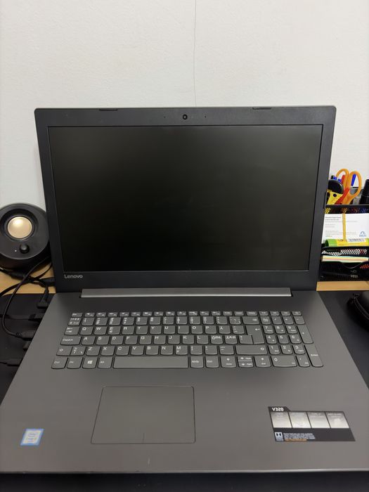 Vand laptop Lenovo v320