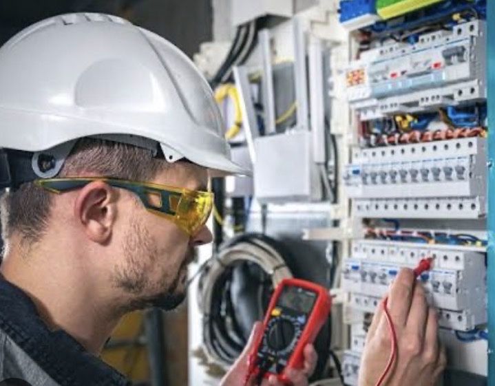 Услуги электрика Город Рудный