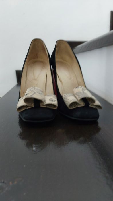 Pantofi piele intoarsa