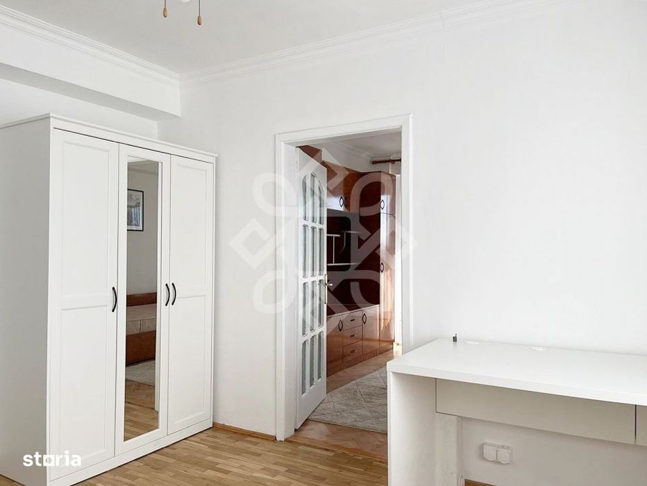 Apartament cu 4 camere de inchiriat ultracentral in Oradea