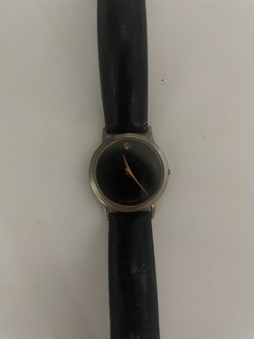 Movado Часы наручные Кварцевые