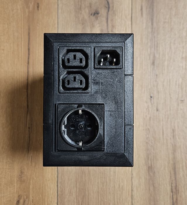 Sursa neintreruptibila de curent Eaton 5e650idin