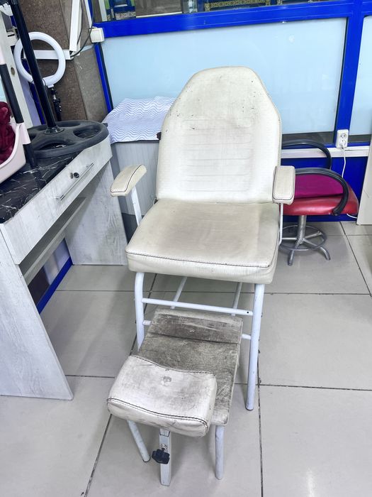 Кушетка для педикюр