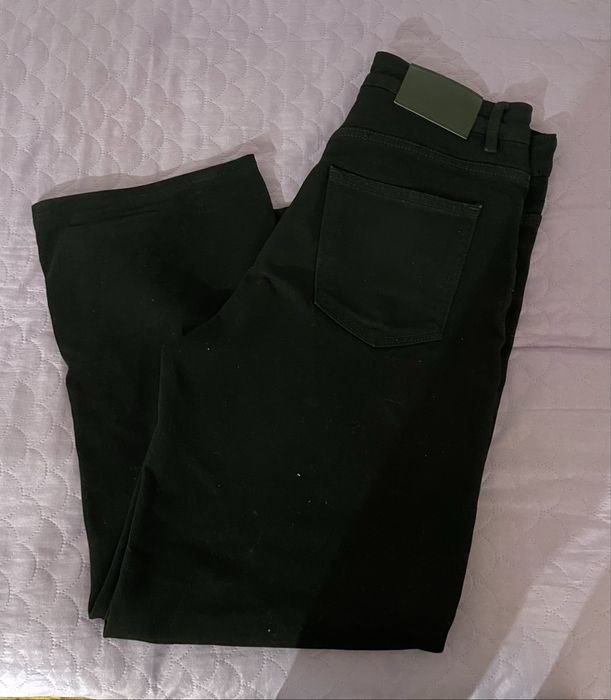 продам широкие джинсы Zara