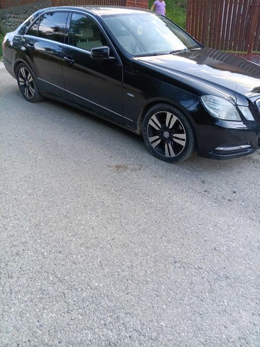 Mercedes E350 4matic 2010