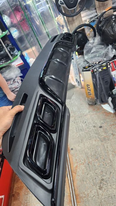 Spark AMG yupka black.