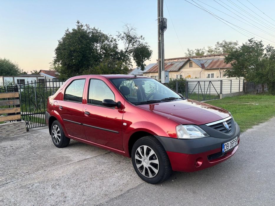 Vând Dacia logan An 2008