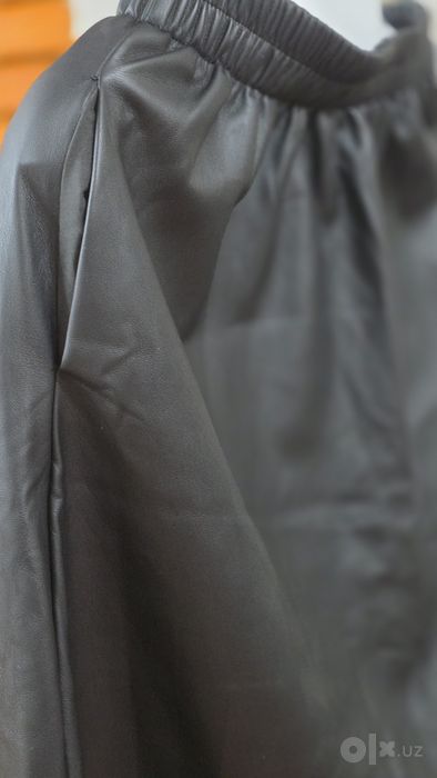 Новые женские юбки , кожаная натуральная и юбка шифон плиссе
