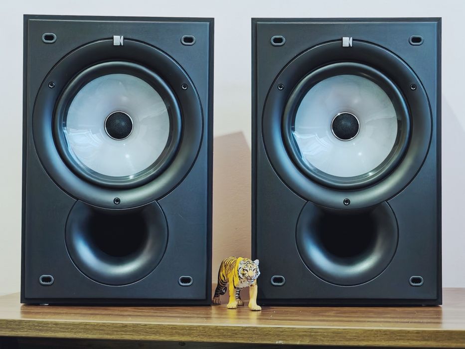 Kef Uni-Q15. Boxe rare, audiofile. Sunet de vis. Ca noi. Preț fix !