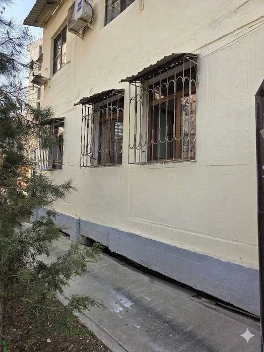 ПРОДАЕТСЯ 2/1/9  Бобур махаля Озбегим 60м2