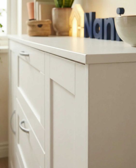 Тумба SIRI с ящиками и дверцами. Стиль и европейское качество