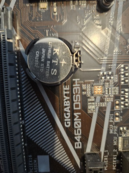 Kit i5 10400f + gigabyte B460M DS3H