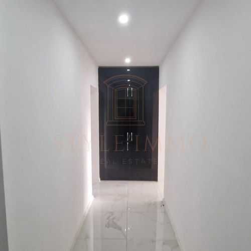 Продава се Тристаен апартамент в Разград, Център - 73 кв.м за 1781 €/кв.м - Снимка #1