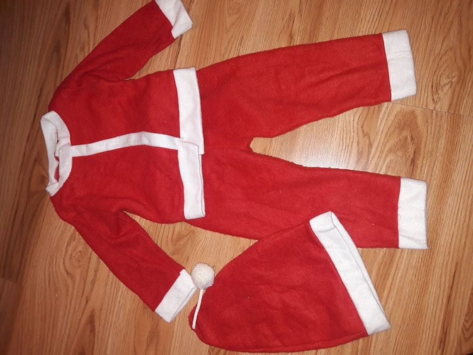 Costumas mos craciun