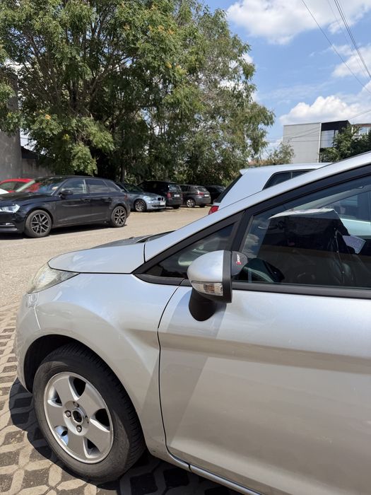 FORD Fiesta 2011 — imagine 3