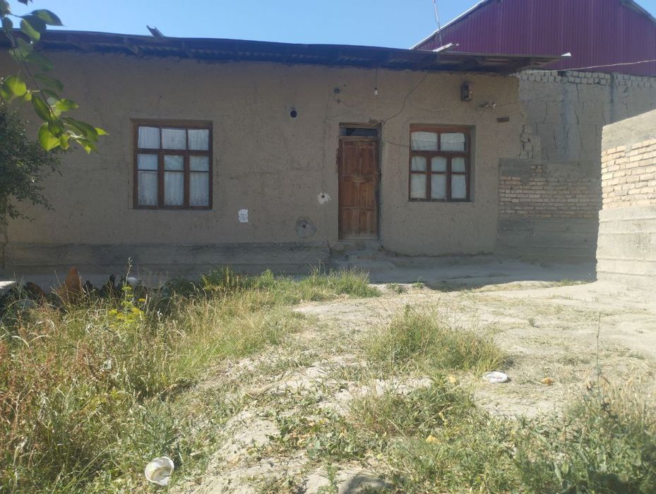 Uy sotiladi 8 so'tik