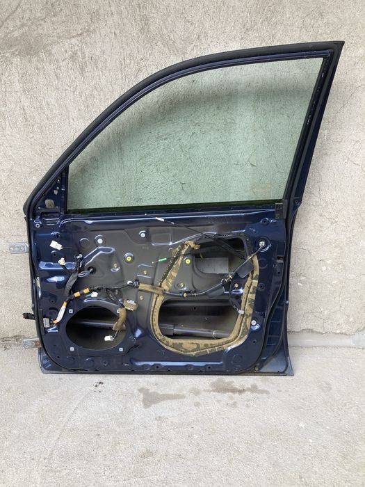 Предна дясна врата за тойота ланд крузер J120 /Land Cruiser 03-08г