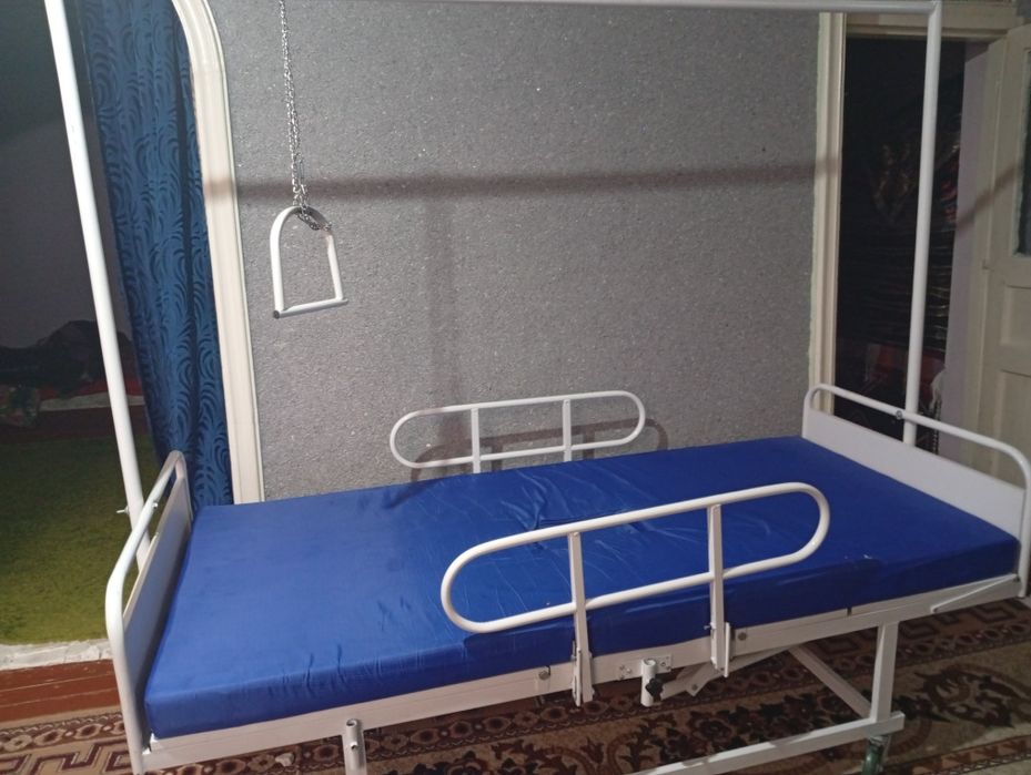 Кровать для лежачих больных