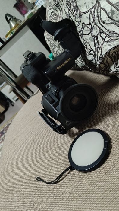 Видеокамера Panasonic  M 3000